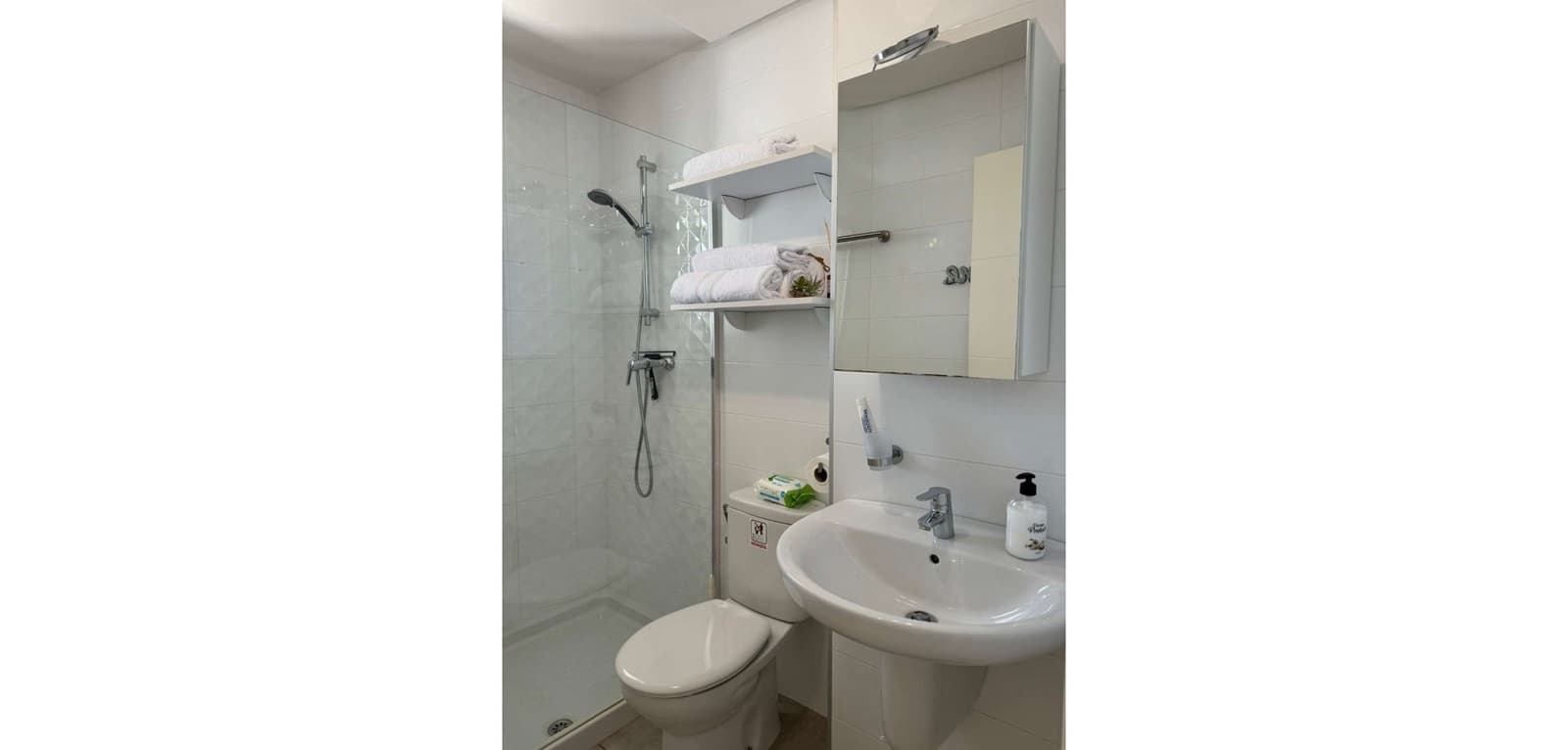 2 soveværelse Lejlighed til salg i Villamartin med swimmingpool - € 220.000 (Ref: 9627998)