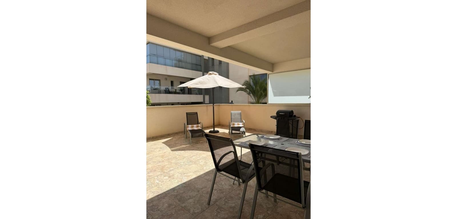 2 soveværelse Lejlighed til salg i Villamartin med swimmingpool - € 220.000 (Ref: 9627998)