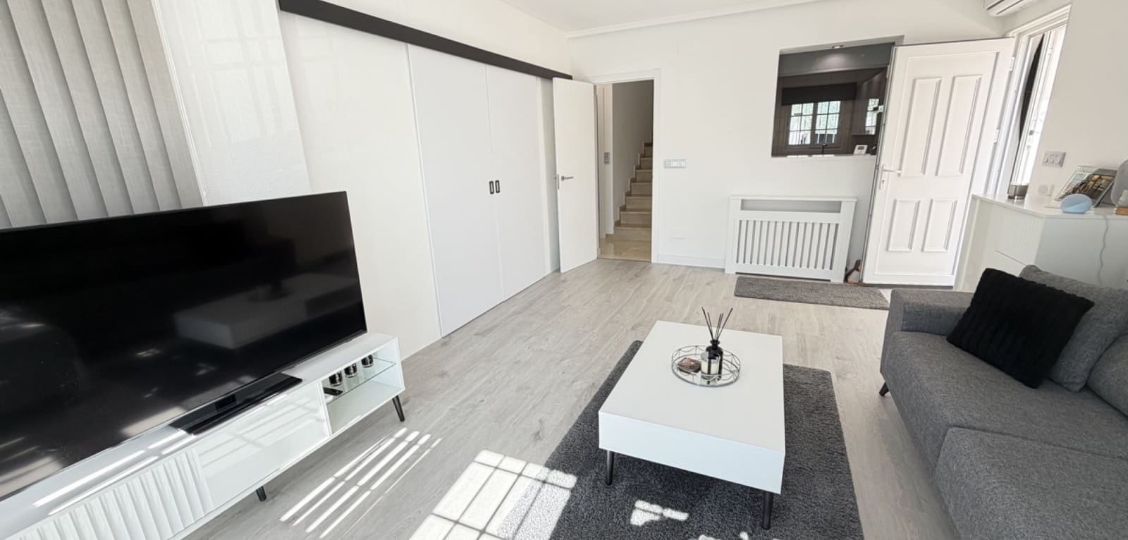 3 makuuhuone Huvila myytävänä paikassa Los Dolses mukana uima-altaan - 389 000 € (Ref: 9628000)