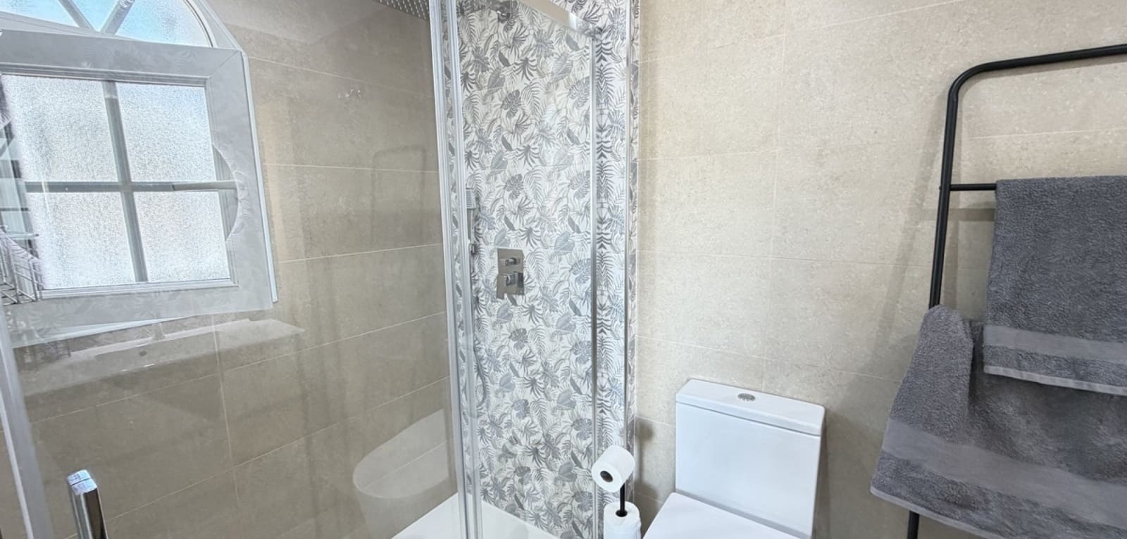 3 makuuhuone Huvila myytävänä paikassa Los Dolses mukana uima-altaan - 389 000 € (Ref: 9628000)