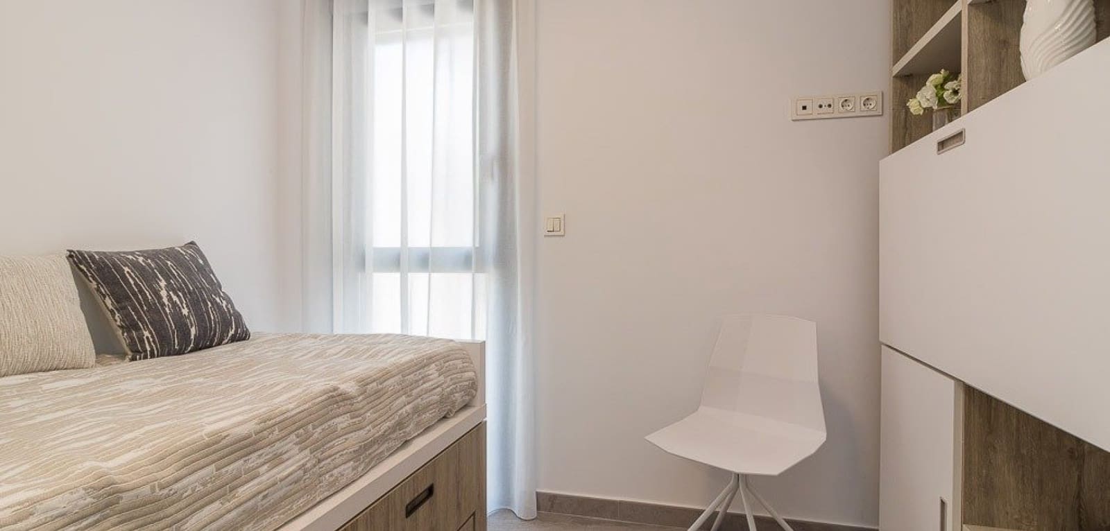 2 bedroom Bungalow for sale in Torrevieja with pool - € 340,000 (Ref: 9632673)