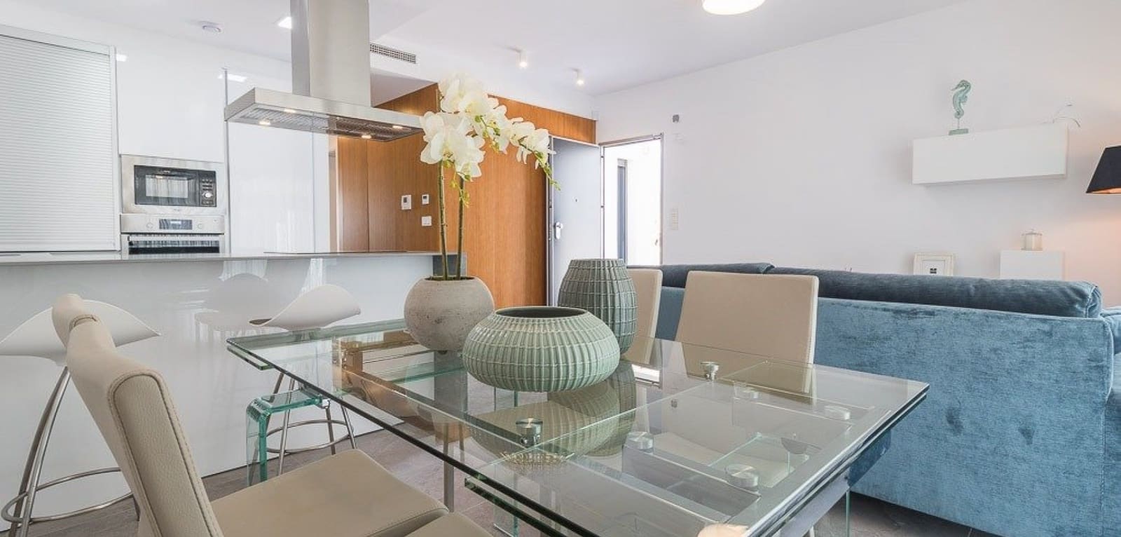 2 bedroom Bungalow for sale in Torrevieja with pool - € 340,000 (Ref: 9632673)