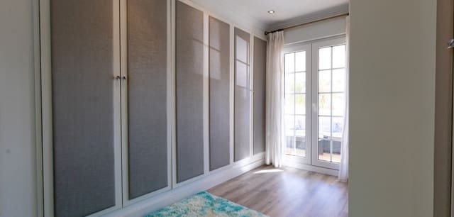 4 soveværelse Villa til salg i Las Ramblas Golf, Orihuela med swimmingpool - € 299.000 (Ref: 9634780)