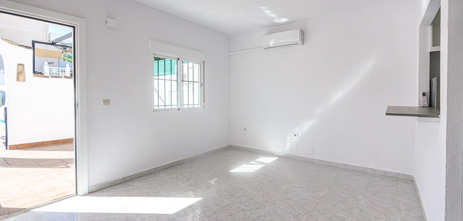 3 bedroom Townhouse for sale in San Miguel de Salinas - € 144,900 (Ref: 9634782)