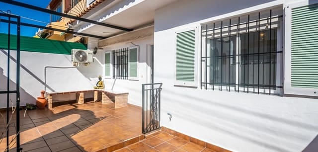 3 bedroom Townhouse for sale in San Miguel de Salinas - € 144,900 (Ref: 9634782)