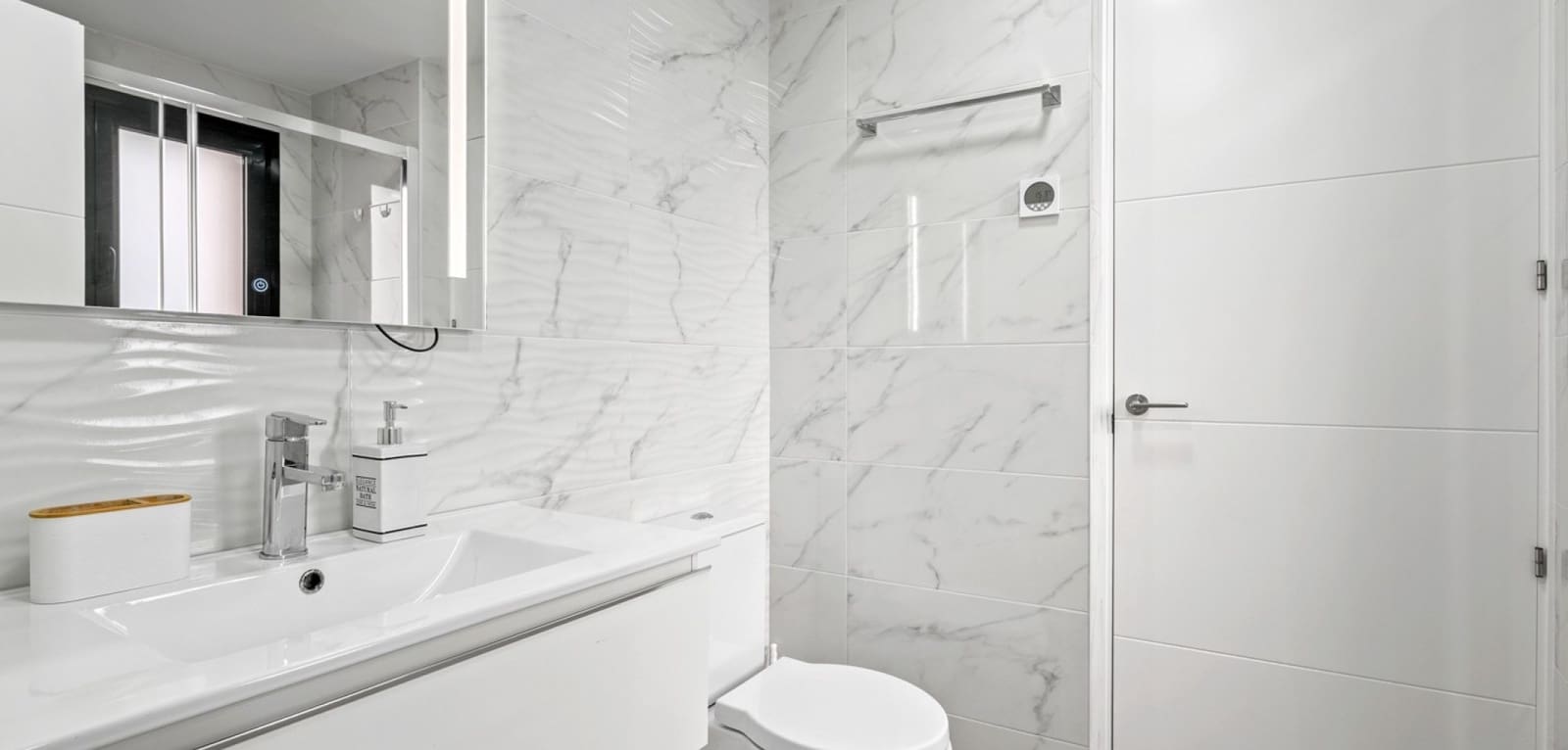 2 chambre Appartement à vendre à Villamartin avec piscine - 244 500 € (Ref: 9645598)