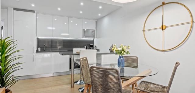 2 chambre Appartement à vendre à Villamartin, Orihuela avec piscine - 244 500 € (Ref: 9645598)