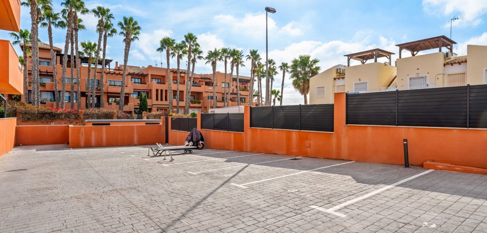 2 chambre Appartement à vendre à Villamartin avec piscine - 244 500 € (Ref: 9645598)