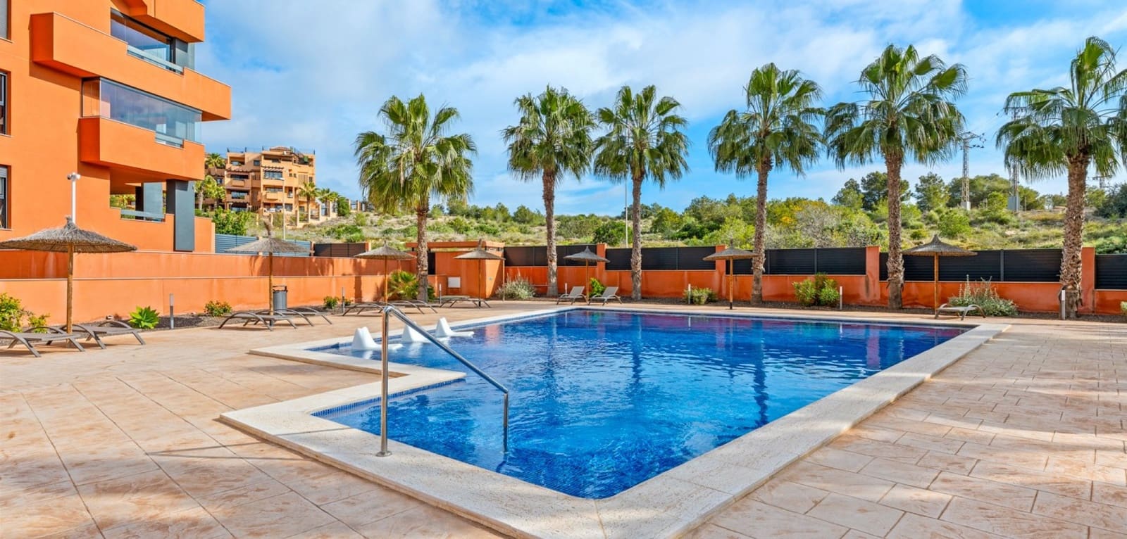 2 chambre Appartement à vendre à Villamartin avec piscine - 244 500 € (Ref: 9645598)