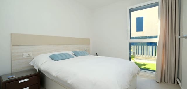 2 chambre Appartement à vendre à Playa Flamenca, Orihuela avec piscine - 249 995 € (Ref: 9649860)