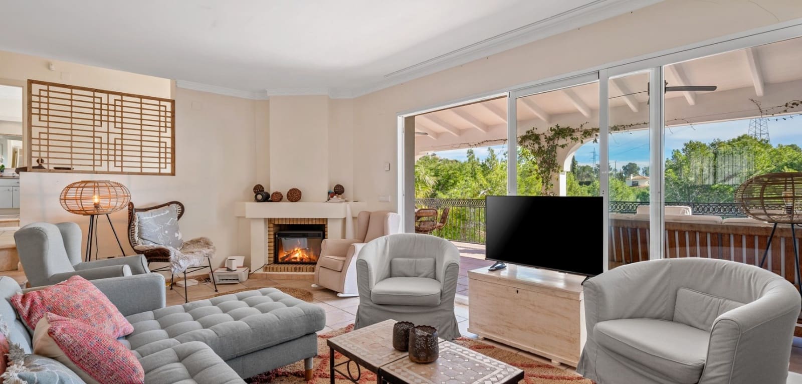 6 quarto Moradia para venda em Altea com piscina - 985 000 € (Ref: 9649861)