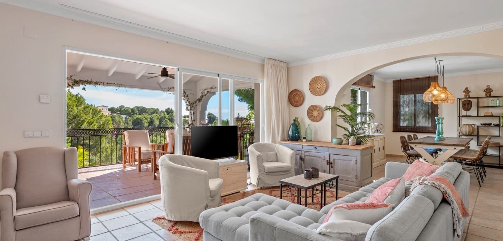 6 quarto Moradia para venda em Altea com piscina - 985 000 € (Ref: 9649861)