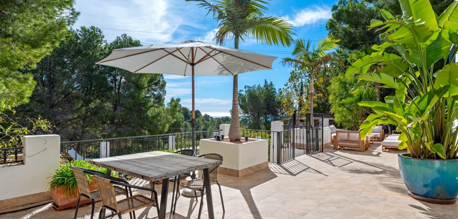 6 quarto Moradia para venda em Altea com piscina - 985 000 € (Ref: 9649861)