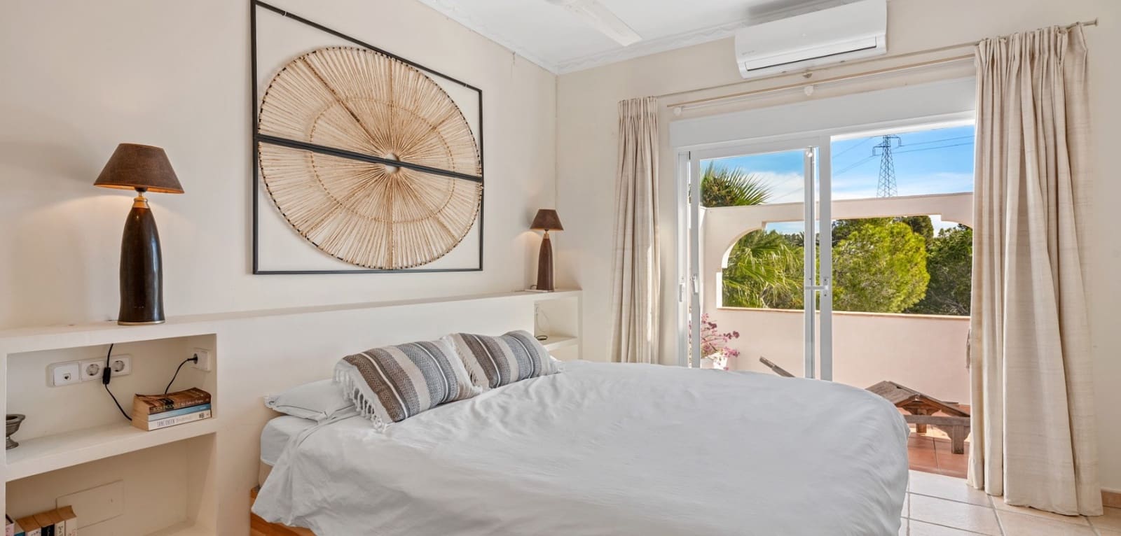 6 quarto Moradia para venda em Altea com piscina - 985 000 € (Ref: 9649861)