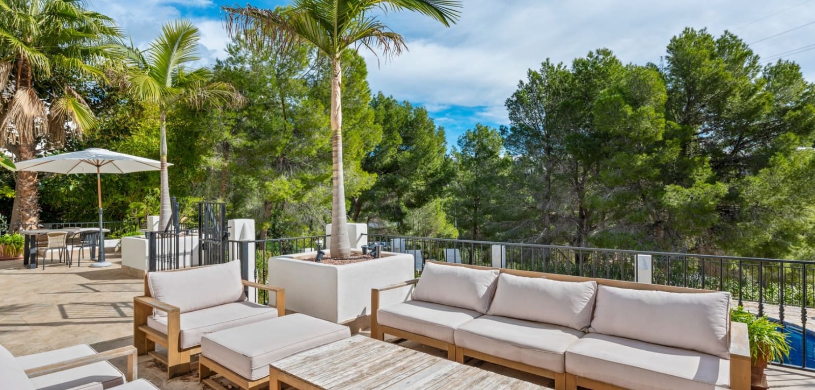 6 quarto Moradia para venda em Altea com piscina - 985 000 € (Ref: 9649861)