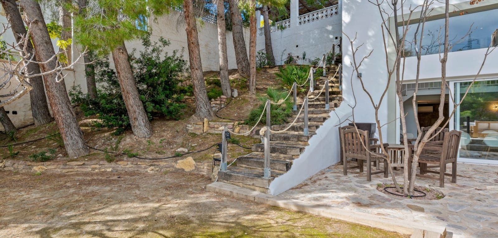 6 quarto Moradia para venda em Altea com piscina - 985 000 € (Ref: 9649861)