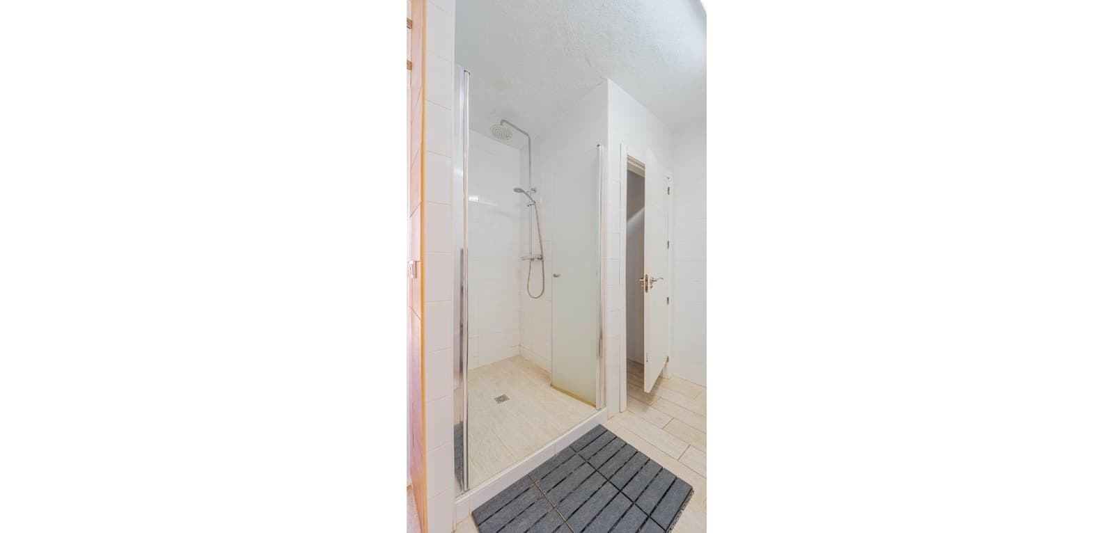 3 soveværelse Lejlighed til salg i Orihuela Costa med swimmingpool - € 249.900 (Ref: 9656494)