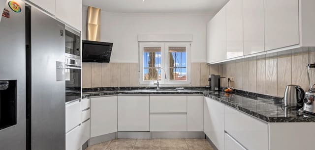 5 Zimmer Villa zu verkaufen in Ciudad Quesada, Rojales mit Pool - 639.000 € (Ref: 9669190)