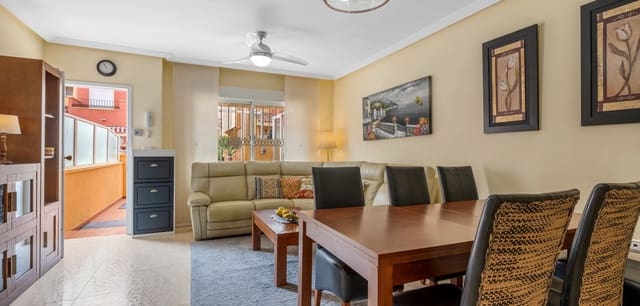 3 soverom Hus til salgs i Villamartin, Orihuela med svømmebasseng - € 345 000 (Ref: 9672163)