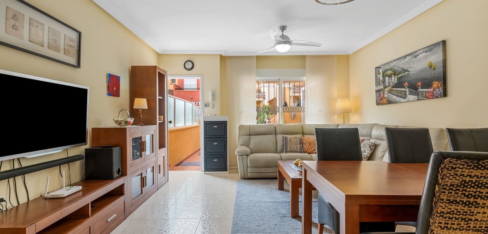 3 Zimmer Haus zu verkaufen in Villamartin mit Pool - 345.000 € (Ref: 9672163)