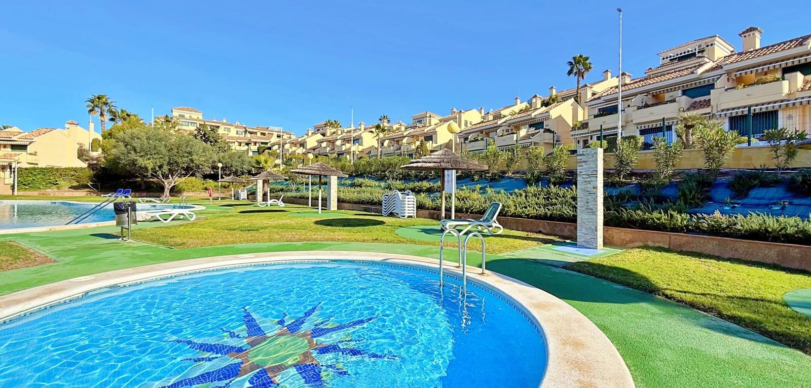 2 Zimmer Haus zu verkaufen in Orihuela Costa - 215.000 € (Ref: 9684046)