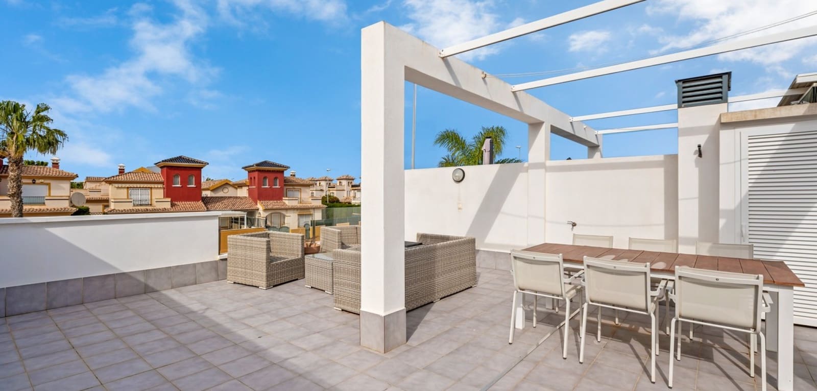 2 bedroom Apartment for sale in Villamartin with pool - € 234,900 (Ref: 9684048)