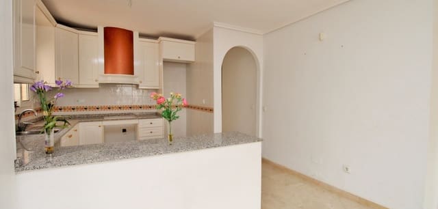 2 Zimmer Apartment zu verkaufen in Playa Flamenca, Orihuela mit Pool - 169.000 € (Ref: 9684049)