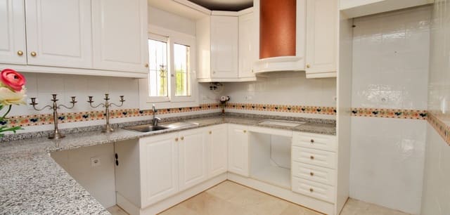 2 Zimmer Apartment zu verkaufen in Playa Flamenca, Orihuela mit Pool - 169.000 € (Ref: 9684049)