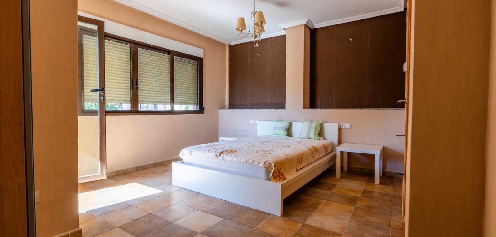 6 slaapkamer Villa te koop in Villamartin met zwembad - € 365.000 (Ref: 9687363)