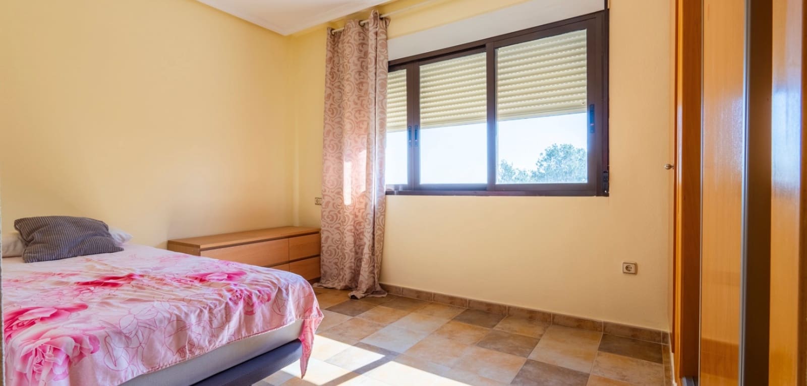 6 slaapkamer Villa te koop in Villamartin met zwembad - € 365.000 (Ref: 9687363)