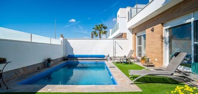 3 quarto Moradia para venda em Pilar de la Horadada - 450 000 € (Ref: 9687365)