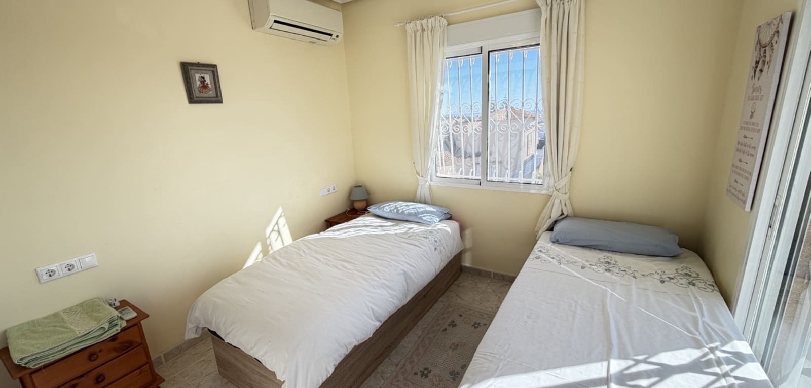 3 slaapkamer Villa te koop in Villamartin met zwembad - € 399.000 (Ref: 9691334)