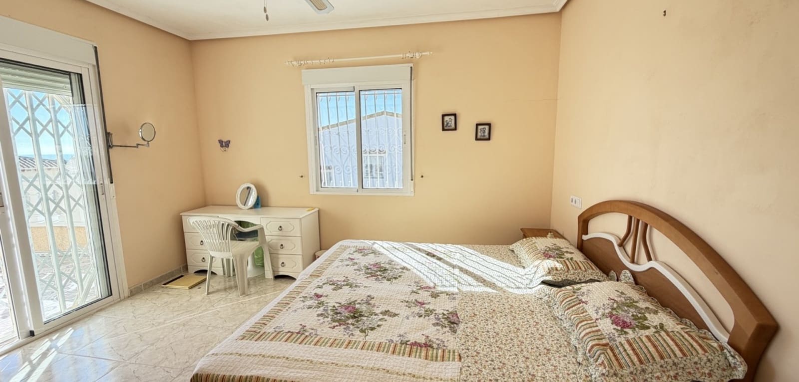 3 slaapkamer Villa te koop in Villamartin met zwembad - € 399.000 (Ref: 9691334)