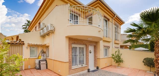 3 chambre Villa/Maison à vendre à Ciudad Quesada, Rojales avec piscine - 284 900 € (Ref: 9691335)