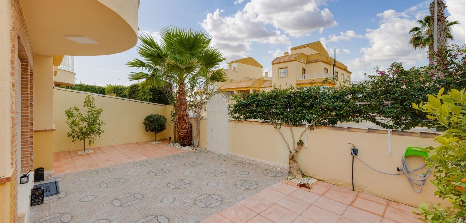 3 soveværelse Villa til salg i Ciudad Quesada med swimmingpool - € 284.900 (Ref: 9691335)