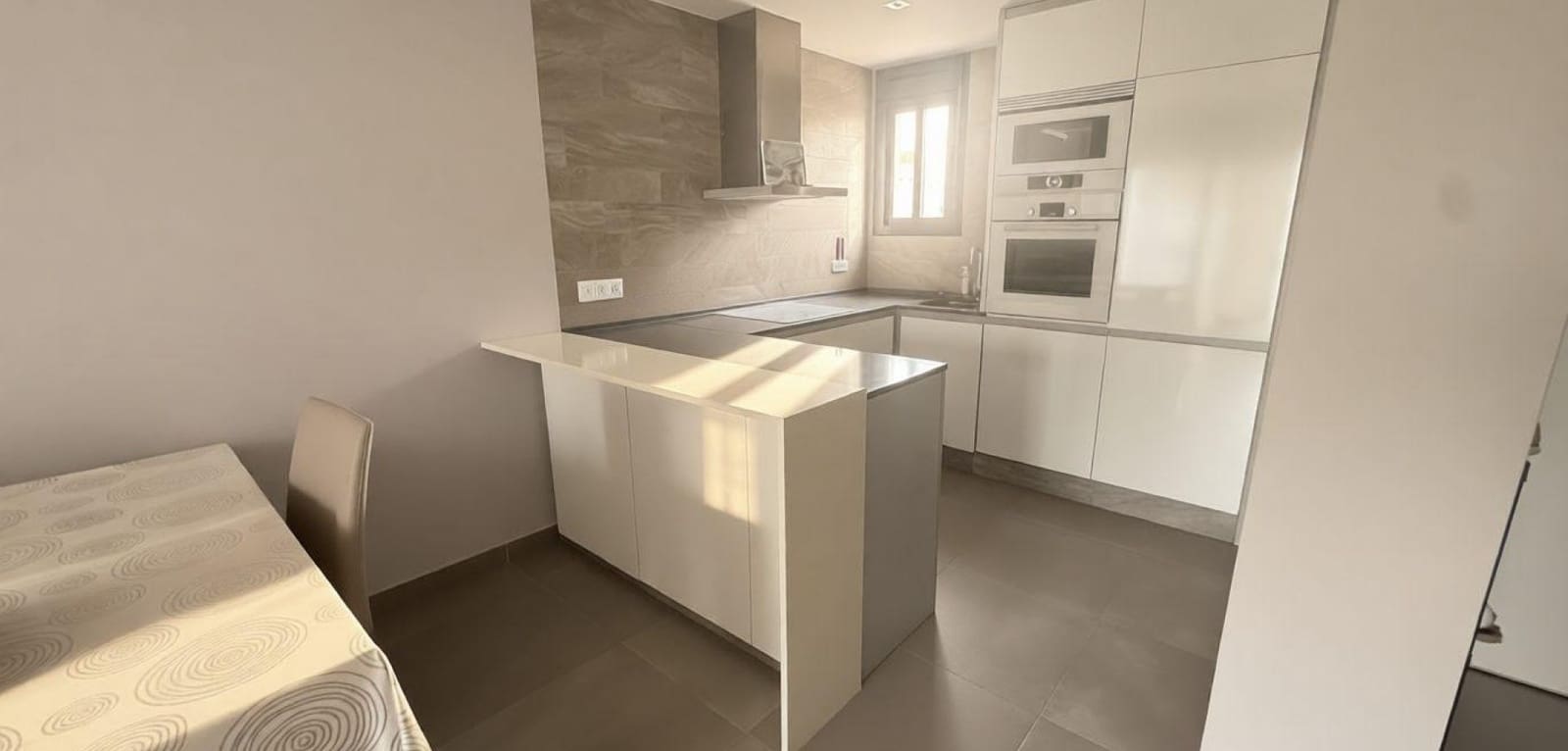 Apartamento de 2 habitaciones en Punta Prima en venta con piscina - 279.900 € (Ref: 9691336)