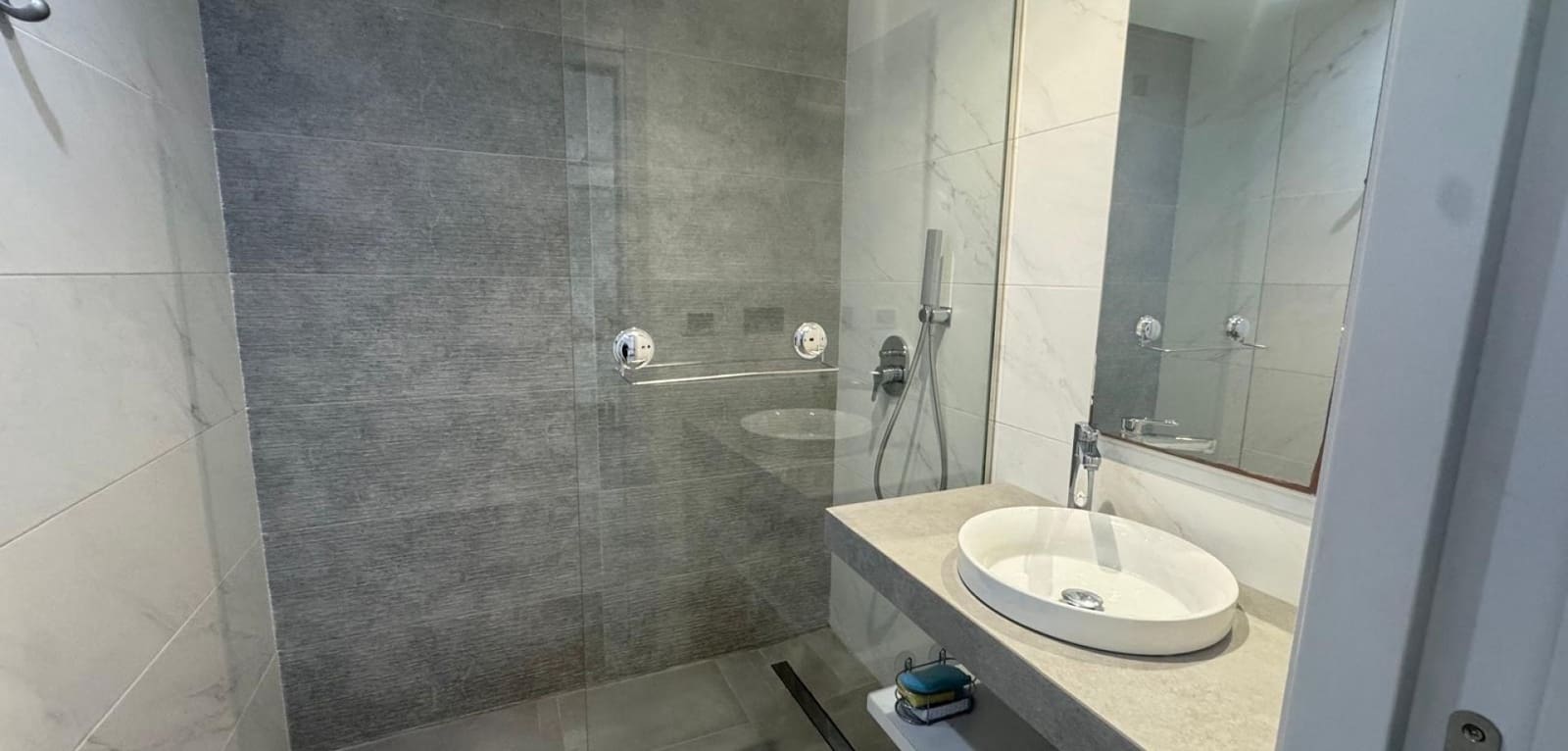 Apartamento de 2 habitaciones en Punta Prima en venta con piscina - 279.900 € (Ref: 9691336)