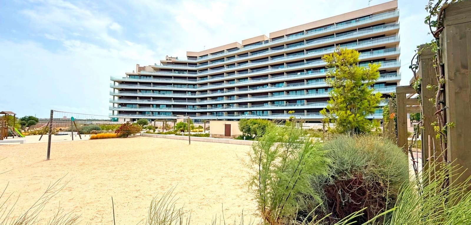 2 bedroom Apartment for sale in Playa Paraiso with pool - € 320,000 (Ref: 9699999)