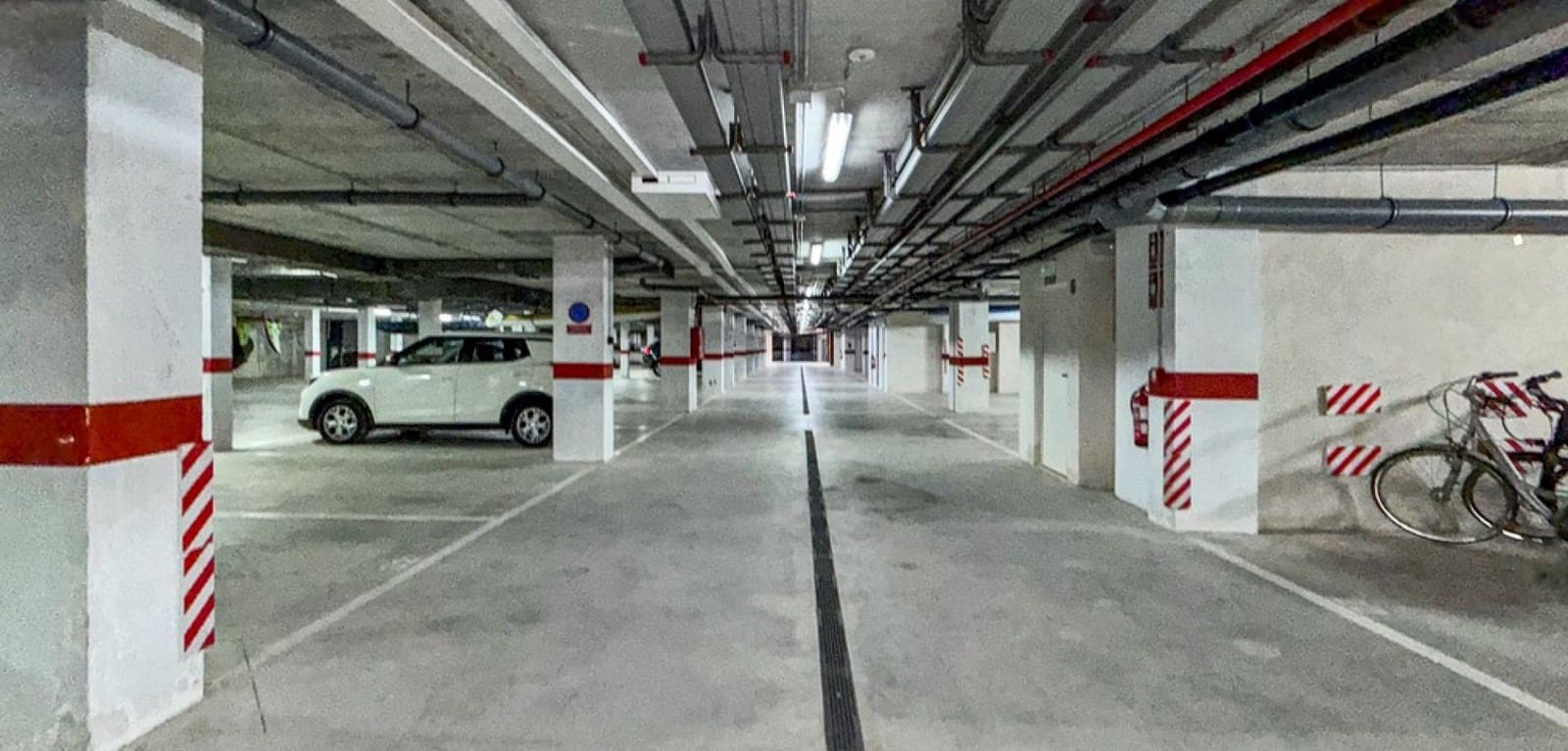 2 bedroom Apartment for sale in Playa Paraiso with pool - € 320,000 (Ref: 9699999)