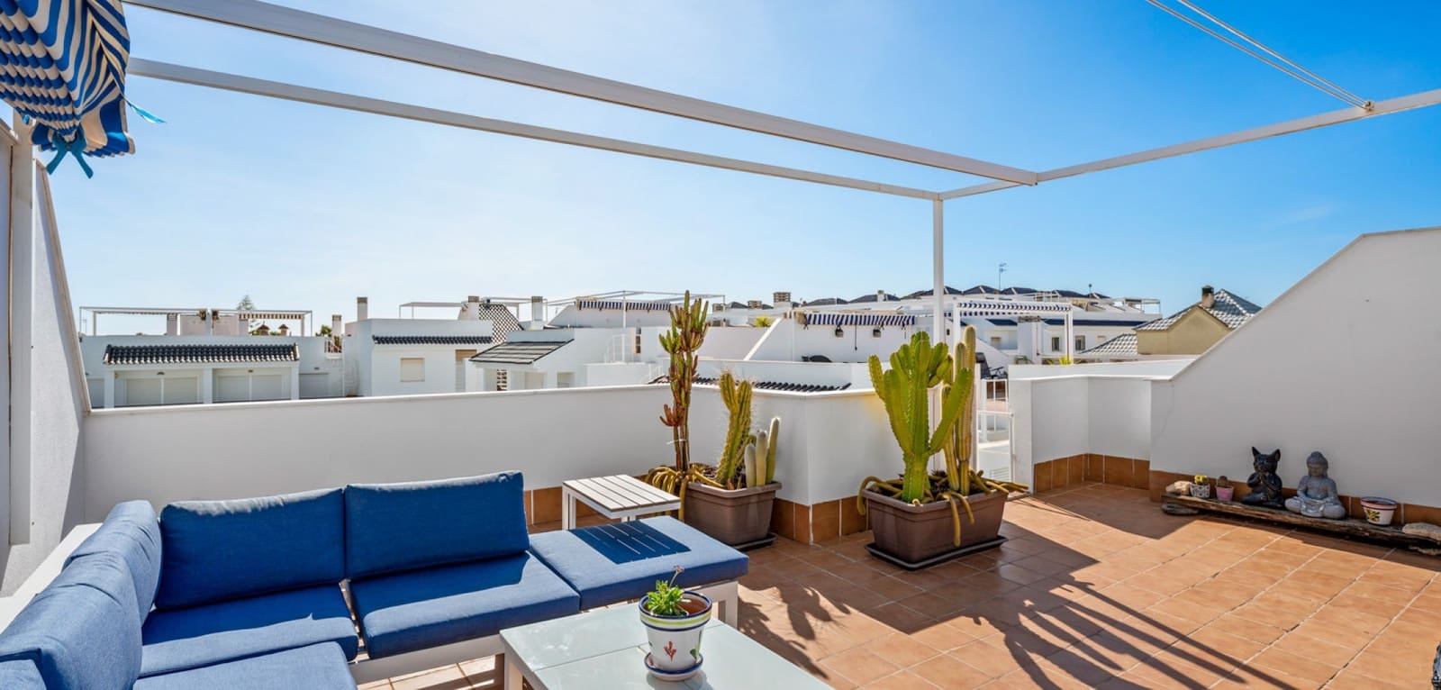 2 slaapkamer Appartement te koop in La Veleta met zwembad - € 249.000 (Ref: 9713264)