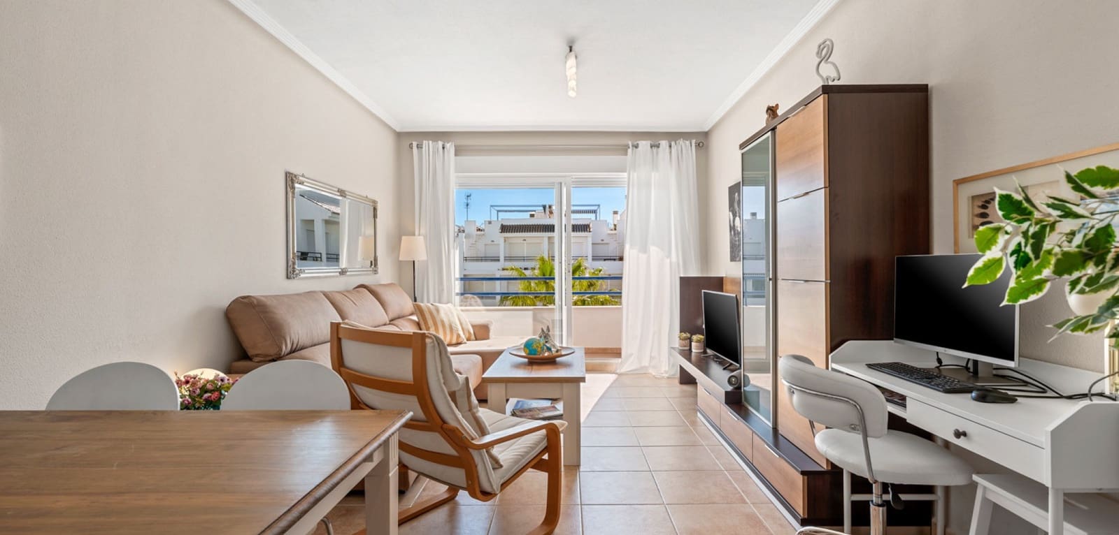 2 slaapkamer Appartement te koop in La Veleta met zwembad - € 249.000 (Ref: 9713264)