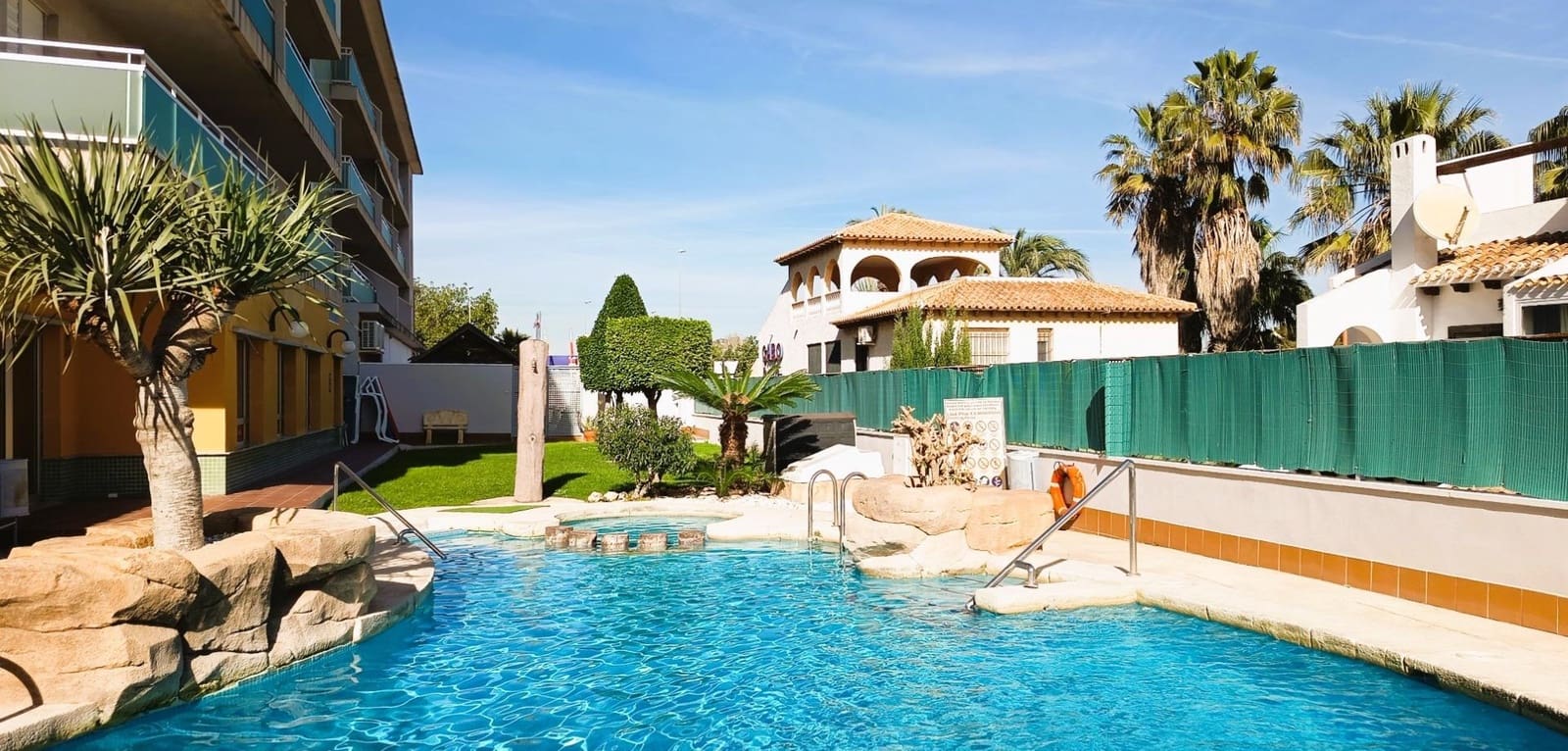 2 bedroom Apartment for sale in Cabo Roig with pool - € 219,000 (Ref: 9713265)