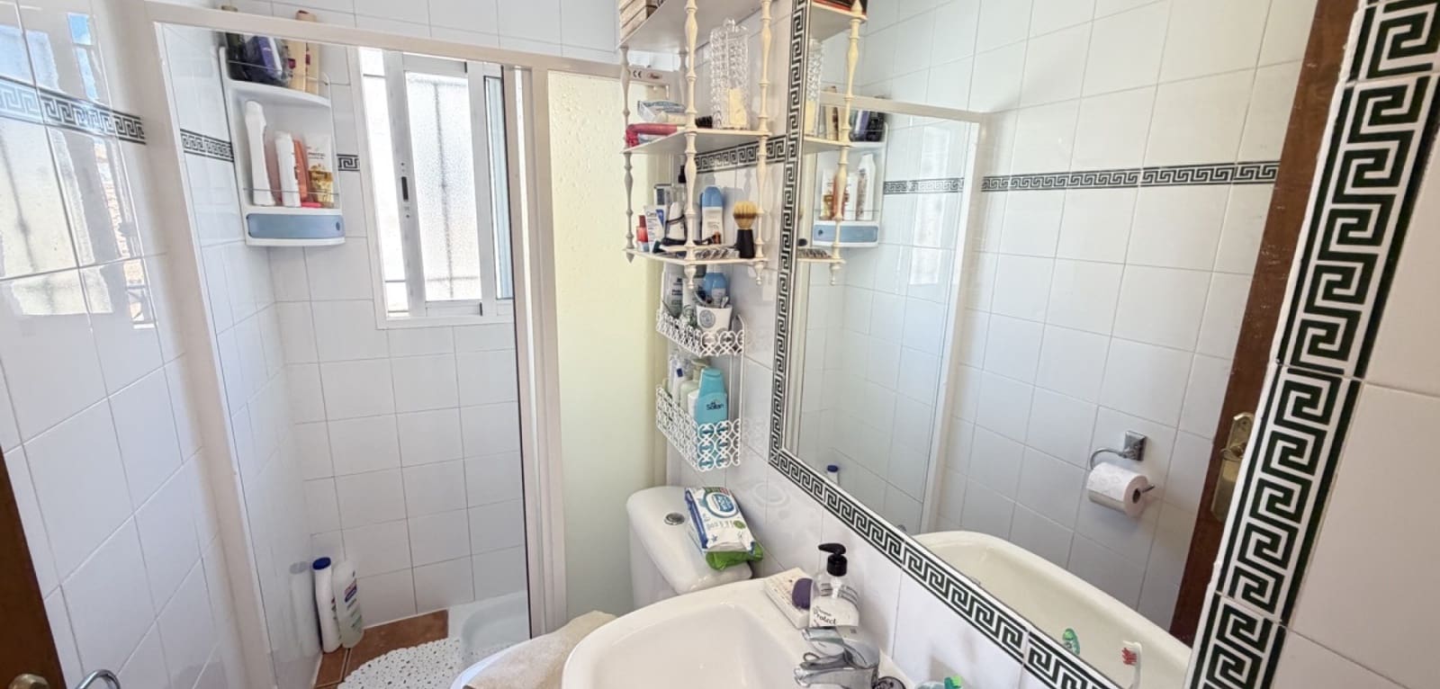 4 bedroom Bungalow for sale in La Zenia with pool - € 289,000 (Ref: 9715368)