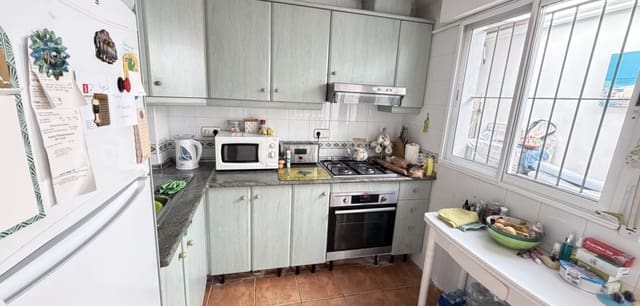 4 quarto Bungalow para venda em La Zenia, Orihuela com piscina - 289 000 € (Ref: 9715368)