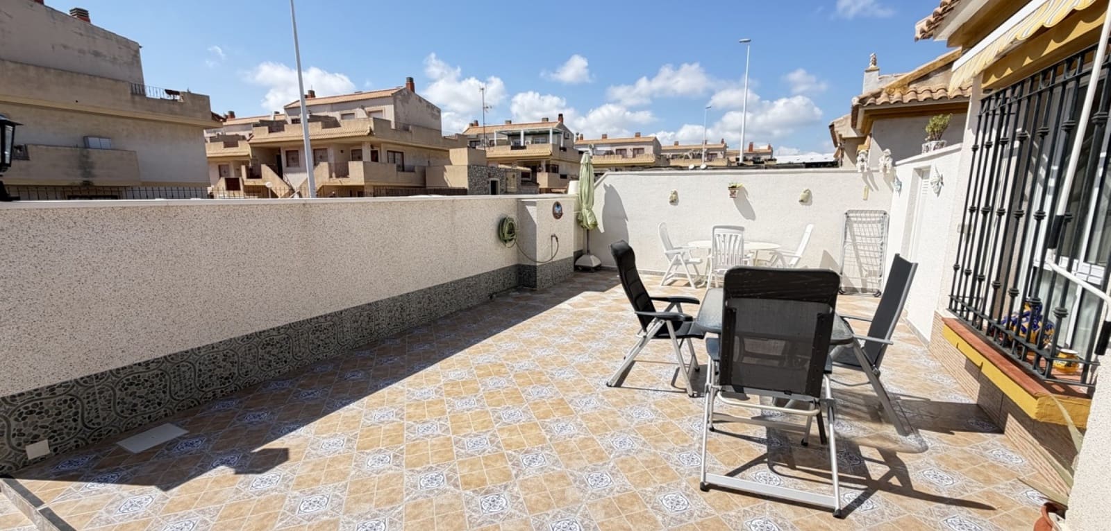 4 bedroom Bungalow for sale in La Zenia with pool - € 289,000 (Ref: 9715368)