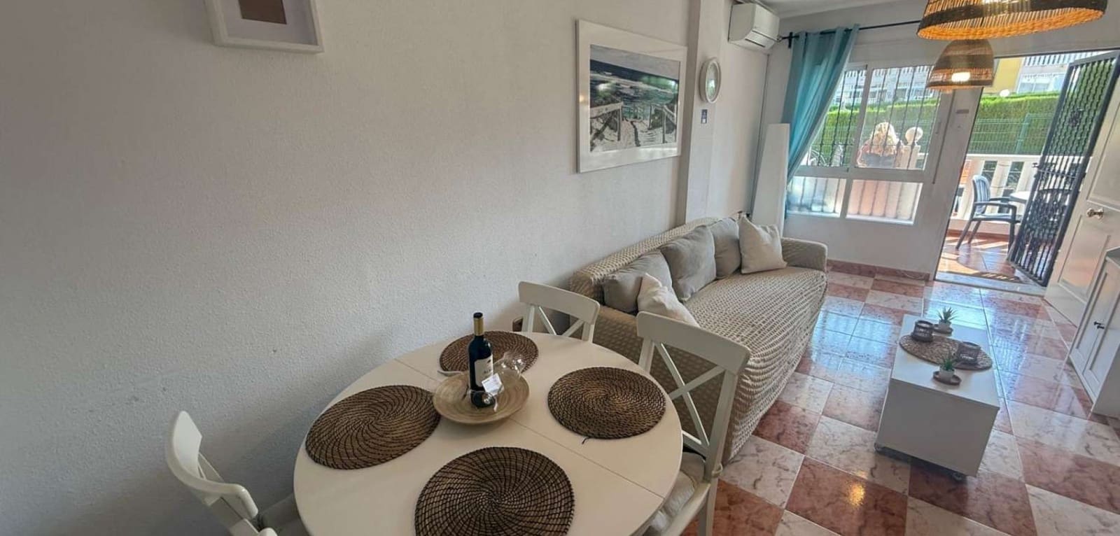 2 soveværelse Bungalow til salg i Villamartin med swimmingpool - € 156.000 (Ref: 9715369)