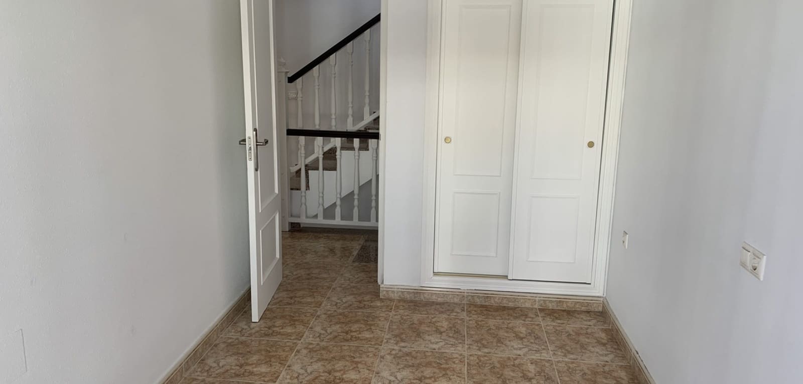 2 makuuhuone Omakotitalo myytävänä paikassa Orihuela Costa mukana uima-altaan - 189 950 € (Ref: 9722673)