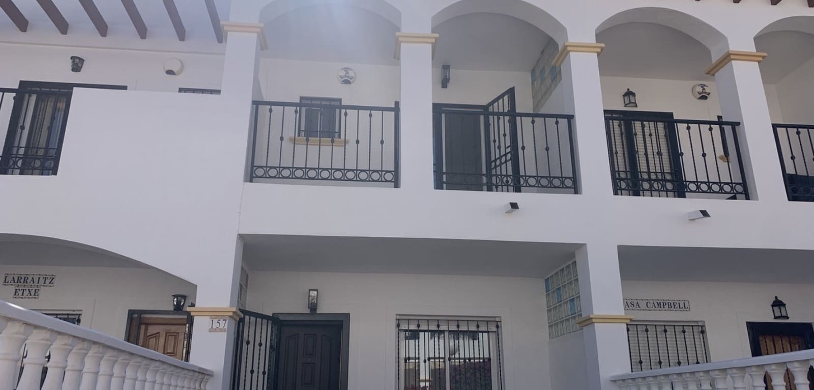 2 makuuhuone Omakotitalo myytävänä paikassa Orihuela Costa mukana uima-altaan - 189 950 € (Ref: 9722673)