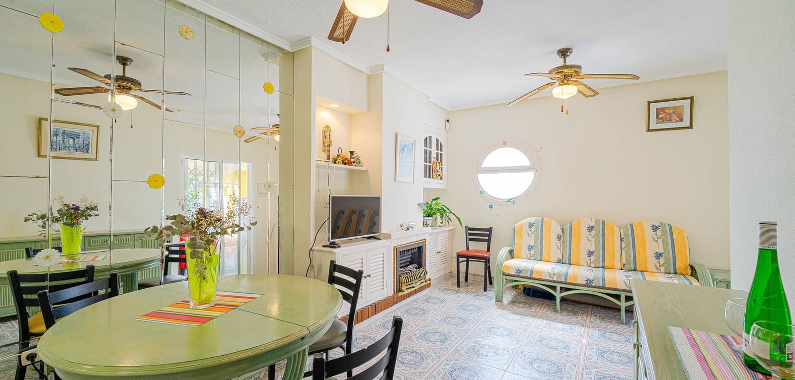 2 soveværelse Lejlighed til salg i Orihuela Costa med swimmingpool - € 165.000 (Ref: 9722674)