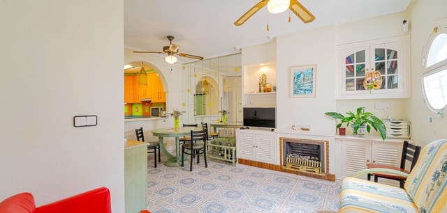 2 soverom Leilighet til salgs i Punta Prima, Orihuela med svømmebasseng - € 165 000 (Ref: 9722674)